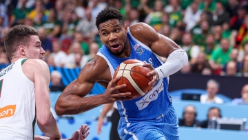 Η Ελλάδα επέστρεψε στους 4 του Eurobasket μετά από 16 χρόνια: Οι σφιγμένες γροθιές του Σπανούλη και το «άλλο ένα» του Αντετοκούνμπο