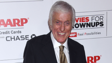 Ντικ Βαν Ντάικ: Θα κυκλοφορήσει ντοκιμαντέρ για τη ζωή του την ημέρα των 100ων γενεθλίων του