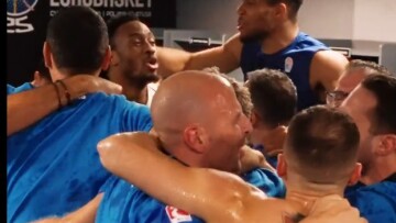 Eurobasket 2025: Το γαλανόλευκο πάρτι στα αποδυτήρια της Εθνικής - Δείτε βίντεο