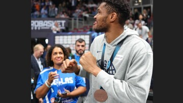 Η Μαράια «λιώνει» για τον Γιάννη Αντετοκούνμπο: «Θα είμαι δίπλα σου σε όλα, αγάπη μου»