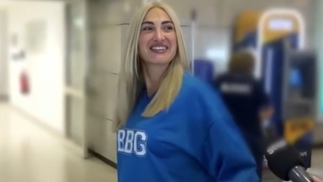 Ιωάννα Τούνη: Η απάντηση για τον άντρα που διασκέδασε στα μπουζούκια - «Ό,τι θέλω να ξέρετε είναι στα social media»