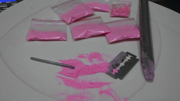 «Η ροζ κοκαΐνη ήταν για μένα, όχι για διακίνηση» — Οι εξηγήσεις της 30χρονης από τη Ρόδο για τις ζυγαριές