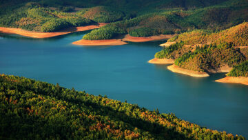 Εξερευνώντας τους «υδάτινους καθρέπτες» της Θεσσαλίας 