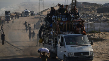 Γάζα: Χωρίς τηλέφωνο και ίντερνετ όλη η Λωρίδα - Κλιμακώνουν οι Ισραηλινοί που ελέγχουν ήδη το ανατολικό τμήμα της Πόλης 