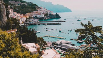 Ταξίδεψε στην Ιταλία για να σώσει τον γάμο της και βρήκε τον έρωτα στον ξεναγό που τη βοηθούσε