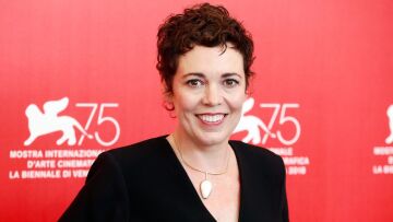 Η Ολίβια Κόλμαν παραδέχτηκε πως οι ερωτικές σκηνές την τρομάζουν γιατί νιώθει σαν να απατάει τον σύζυγό της 