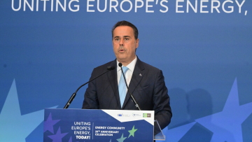 Στις Βρυξέλλες ο Παπασταύρου για το έκτακτο συμβούλιο υπουργών Περιβάλλοντος και Ενέργειας της ΕΕ
