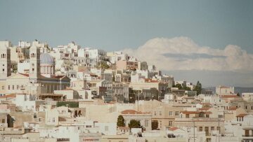 Φθινοπωρινό ταξίδι στη Σύρο, την αρχόντισσα των Κυκλάδων
