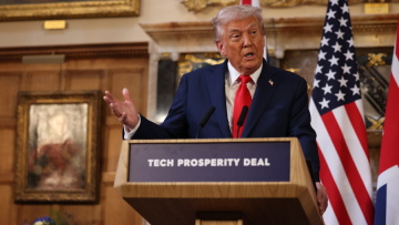 Τραμπ για τον Τζίμι Κίμελ: Απολύθηκε γιατί δεν είχε τηλεθέαση και γιατί ήταν ατάλαντος
