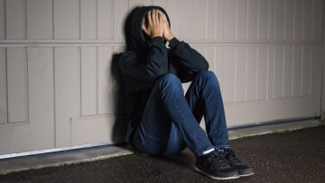 Πώς οι 15χρονοι στην Πάτρα έστησαν καρτέρι στον ανήλικο και τον έστειλαν με κατάγματα στο νοσοκομείο