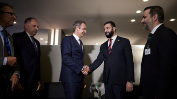 Μητσοτάκης σε Αλ Σάαρα: Να προστατευθούν οι χριστιανικοί πληθυσμοί στη Συρία