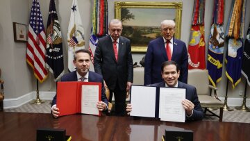 Τουρκία και ΗΠΑ υπέγραψαν συμφωνία για συνεργασία στην πυρηνική ενέργεια
