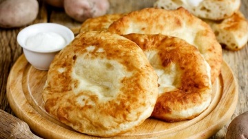 Τηγανόψωμο: Η εκδίκηση του φτωχικού έδεσματος - Από την αρχαιότητα στα σύγχρονα brunch