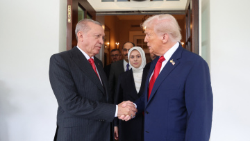 Γιατί ο Ερντογάν επιχείρησε να πιέσει τον Τραμπ για την HalkBank - Οι κυρώσεις από τις ΗΠΑ για ξέπλυμα, το Ιράν και η σημασία της στην τουρκική οικονομία