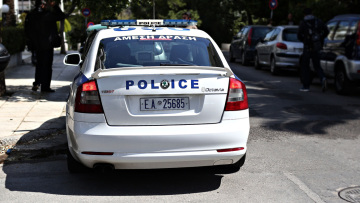 Συνελήφθη 50χρονος μετά την καταγγελία συζύγου για γενετήσιες πράξεις σε βάρος της 4χρονης κόρης τους στην Αμφιλοχία