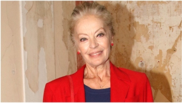 Μαρία Αλιφέρη: Κόπηκαν οι συνδέσεις και είμαστε γύρω από τον αφαλό μας πια οι άνθρωποι, το βρίσκω εγκληματικό