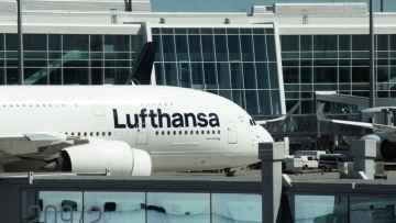 Η Lufthansa καταργεί 20.000 μη κερδοφόρες πτήσεις μικρών αποστάσεων έως τον Οκτώβριο
