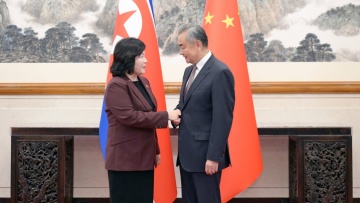 Οι ΥΠΕΞ Κίνας και Βόρειας Κορέας συζήτησαν για περαιτέρω ανάπτυξη της συνεργασίας των δύο χωρών 