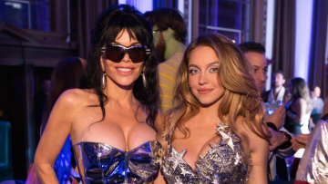 Σίντνεϊ Σουίνι: Το έξαλλο πάρτι γενεθλίων της με φόρεμα της Μπρίτνεϊ Σπίαρς, η εμφάνιση της Λόρεν Σάντσεζ και οι καλεσμένοι έκπληξη