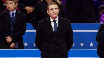 Μπάρον Τραμπ: Ο μικρότερος γιος του Ντόναλντ Τραμπ μεγάλωσε και έκλεισε ολόκληρο όροφο σε ουρανοξύστη για το ραντεβού του