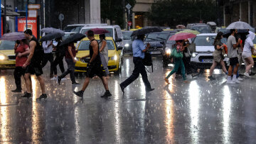Οι πέντε περιοχές που θα χτυπήσει η κακοκαιρία τις επόμενες ώρες, πότε αλλάζει ο καιρός στην Αττική