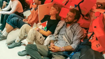 Global Sumud Flotilla: Προς απέλαση όλοι οι ακτιβιστές που έπλεαν προς τη Γάζα - Ο Ισραηλινοί λένε ότι αναχαίτισαν όλα τα σκάφη, δείτε βίντεο