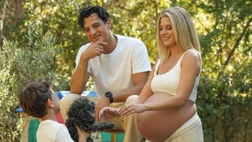 Η Τζένη Θεωνά μετράει αντίστροφα για τον ερχομό του δεύτερου παιδιού της - «Στον μήνα μας» έγραψε