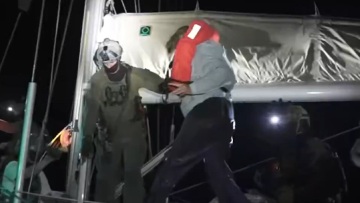 Ισραηλινοί ναύτες συλλαμβάνουν ακτιβιστές του στολίσκου της Γάζας - Δείτε νέο βίντεο από τις IDF 