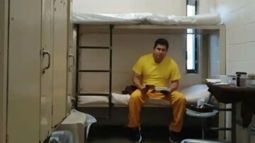 Απελάθηκε από τις ΗΠΑ στο Ελ Σαλβαδόρ δημοσιογράφος που κάλυπτε τις διαδηλώσεις κατά του Τραμπ
