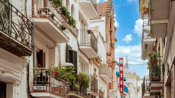 Sitges: Η μεσογειακή πρωτεύουσα της διασκέδασης και της ελευθερίας