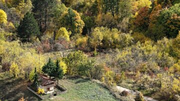 Ορεινές διαδρομές στον Γράμμο για ατελείωτη ορεινή περιπέτεια
