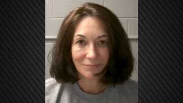 Αίτημα για μετατροπή ποινής ετοιμάζει η Γκισλέιν Μάξγουελ – Τα απίστευτα προνόμια στη νέα φυλακή της
