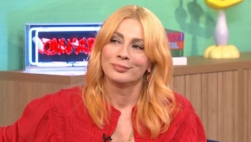 Σμαράγδα Καρύδη για το reunion του «Παρά Πέντε»: Θα είναι κάτι επετειακό και σπονδυλωτό με στοιχεία μυθοπλασίας και μη