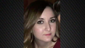 Ξεκινά η δίκη για τη Δώρα που πέθανε μετά από γέννα στην Ηλεία - Οι υπαίτιοι για τον θάνατό της συνεχίζουν κανονικά τις ζωές τους, λέει η αδερφή της