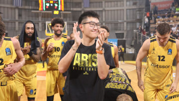 Με την αίγλη του Γκάλη, το πάθος του Σιάο  και την φλόγα του κόσμου του ο Άρης 98-76 το Αμβούργο στο Αλεξάνδρειο - Βίντεο 