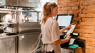 Δείτε τις περιοχές με τα υψηλότερα και τα χαμηλότερα ποσοστά φοροδιαφυγής - Εστιατόριο στην Κρήτη έκρυψε 18.500 αποδείξεις