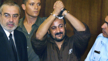 Μαρουάν Μπαργούτι: Ποιος είναι ο έγκλειστος «Παλαιστίνιος Μαντέλα» - Η Χαμάς τον θέλει ηγέτη στη μεταπολεμική Γάζα, για το Ισραήλ είναι αμετανόητος τρομοκράτης