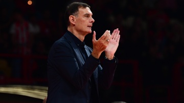 Μπαρτζώκας: «Κάθε νίκη μετρά, η σεζόν είναι μαραθώνιος»
