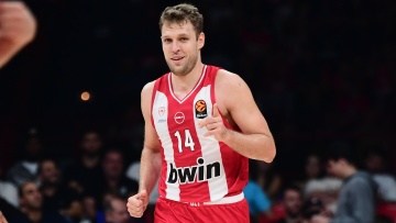 Ολυμπιακός: Ο Σάσα Βεζένκοφ έφτασε τους 3.000 πόντους στη EuroLeague!
