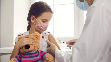 Τι αλλάζει εφέτος στο Πρόγραμμα Εμβολιασμών για τα παιδιά – Ενημερωθείτε
