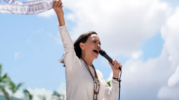 María Corina Machado: Ποια είναι η εχθρός του Μαδούρο από τη Βενεζουέλα που κέρδισε το Νόμπελ Ειρήνης 2025