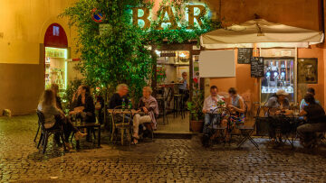 Trastevere: Η πολύχρωμη και μποέμ συνοικία της Ρώμης

