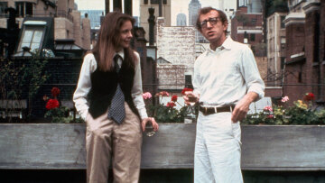 Συντετριμμένος από τον θάνατο της Νταϊάν Κίτον ο Γούντι Άλεν, δεν ήξερε ότι ήταν άρρωστη - Η γνωριμία και η σχέση ζωής