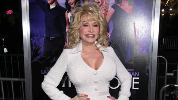 «Δεν πέθανα ακόμη!» λέει η Ντόλι Πάρτον – Δείτε βίντεο
