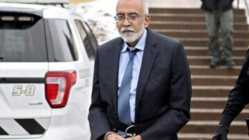 Έμεινε στη φυλακή 42 χρόνια για ένα φόνο που δεν έκανε και μόλις αποφυλακίστηκε τον συνέλαβε η ICE για απέλαση
