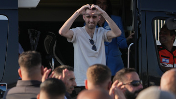 Αλυσοδεμένοι στα τούνελ, βασανιστήρια και απομόνωση: Οι πρώην όμηροι της Χαμάς αποκαλύπτουν τη φρίκη της αιχμαλωσίας