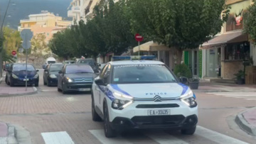 Στα δικαστήρια της Καλαμάτας οι κατηγορούμενοι για το διπλό φονικό στη Φοινικούντα - Πήραν προθεσμία για να απολογηθούν την Κυριακή