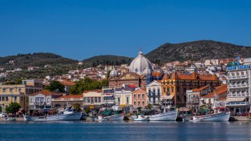 Ταξίδι στη Μυτιλήνη: Χρονοκάψουλα στο Αιγαίο
