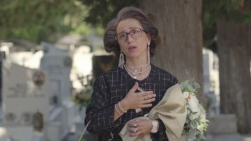 «Η θεία Σταματίνα είναι ίντερσεξ» - Αποθεώθηκε ο Γιώργος Καπουτζίδης και οι Σέρρες στο Twitter