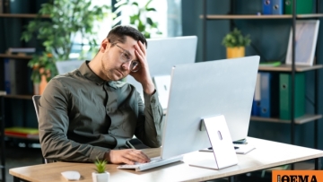 Η σιωπηλή κρίση στους χώρους εργασίας: Οι Έλληνες εργαζόμενοι βυθίζονται στην εξουθένωση και το άγχος